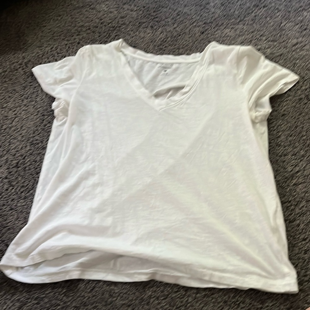 madewell white v neck size M